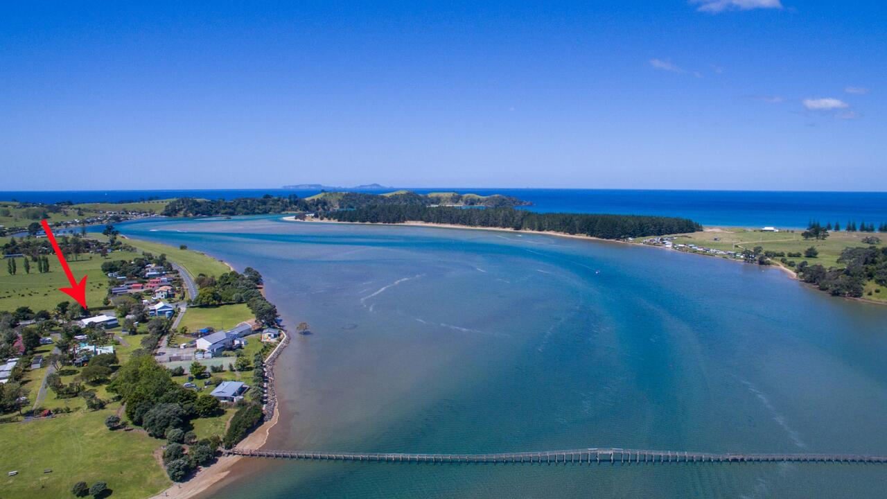 2162 Whananaki North Road, Whananaki