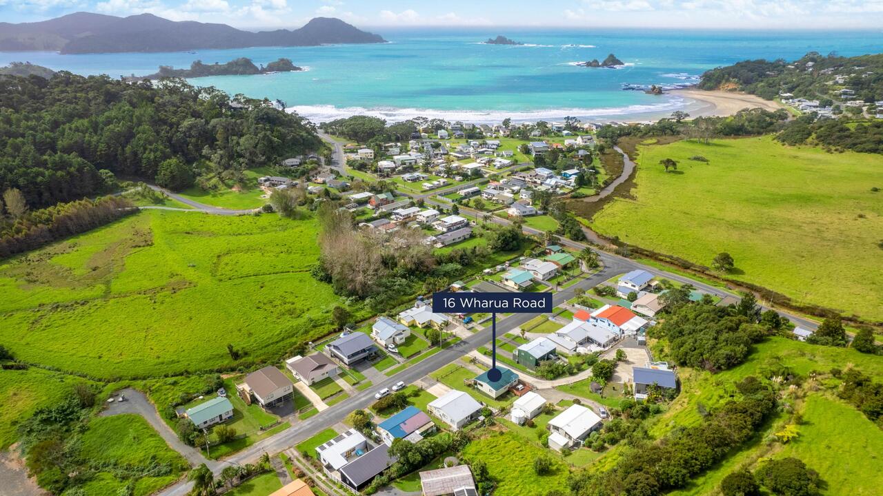 16 Wharua Road, Oakura Coast