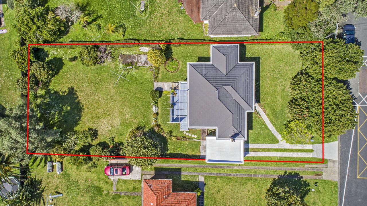 34 Cairnfield Road, Kensington