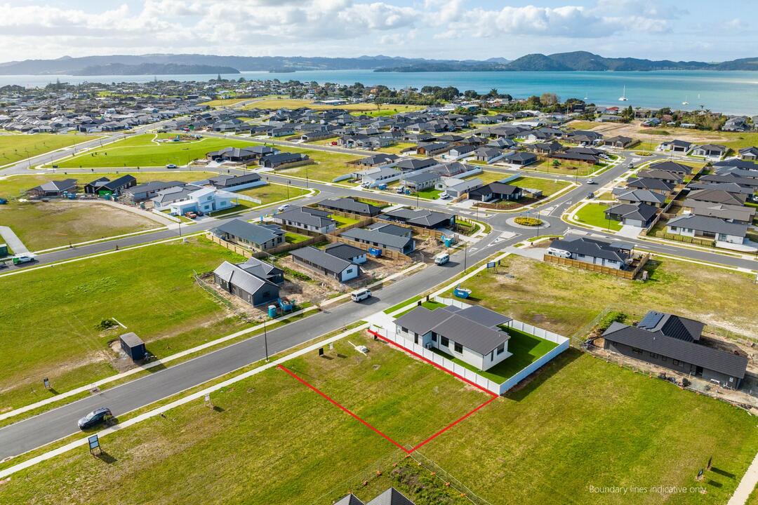 21 Te Piriti Road, One Tree Point