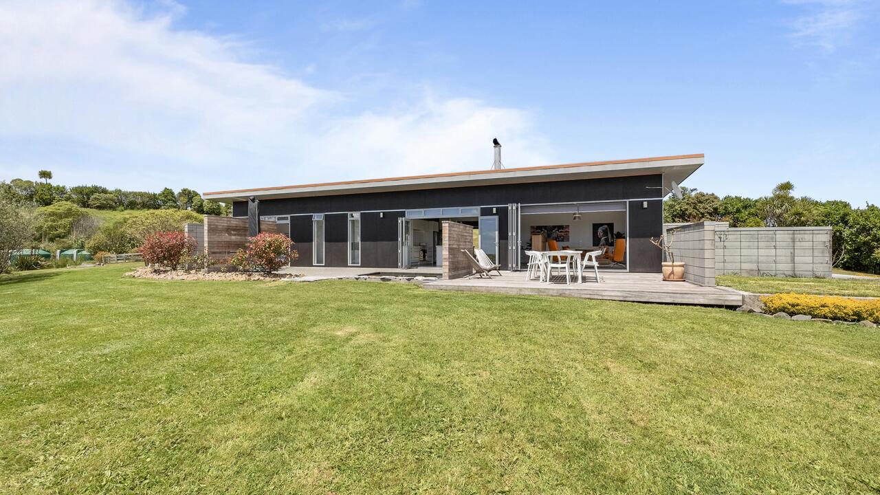 274 Staniforth Road, Kaiwaka