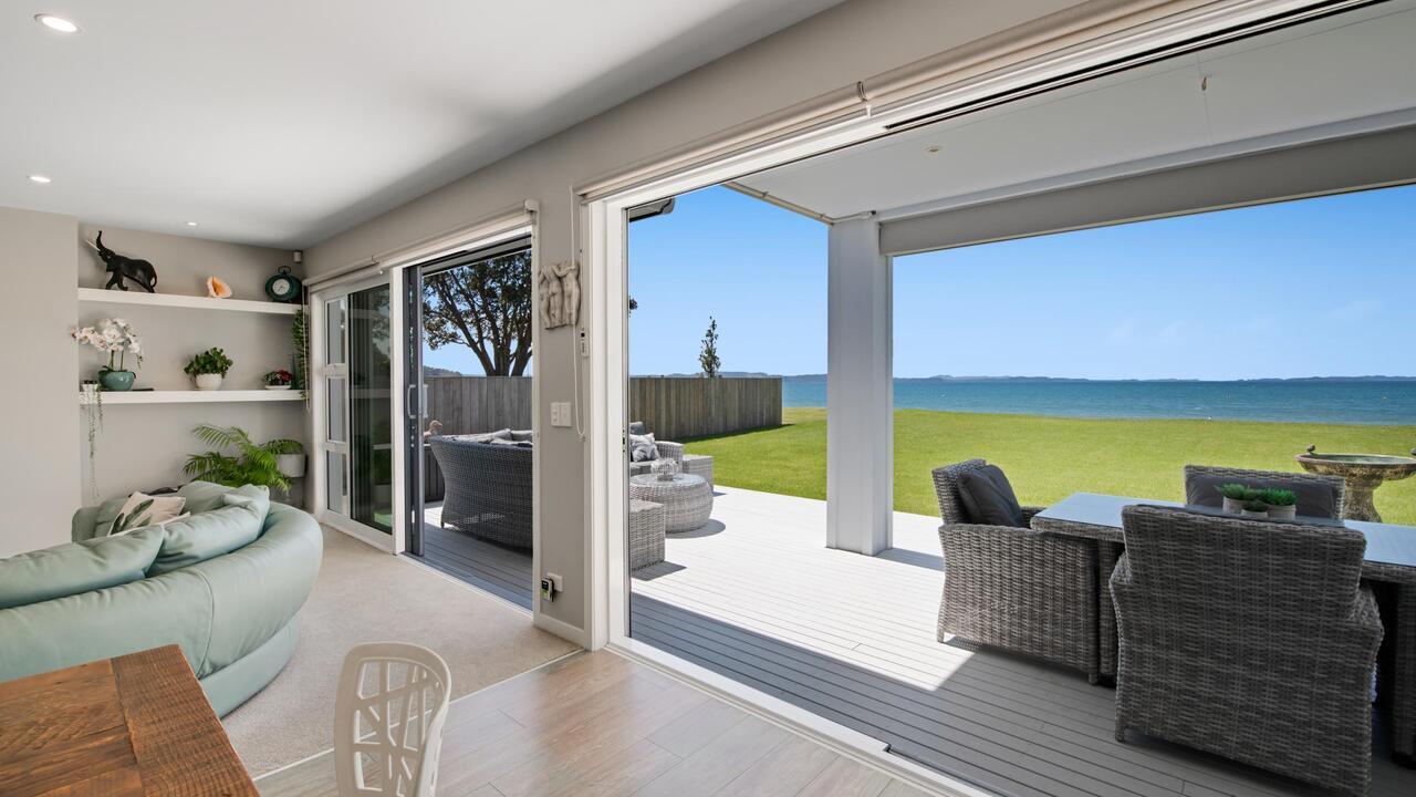 3 Claude Road, Stanmore Bay