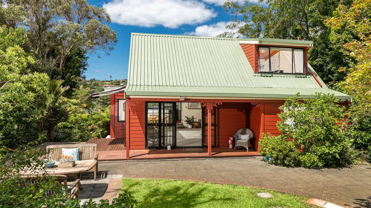 7 Corric Hill, Torbay