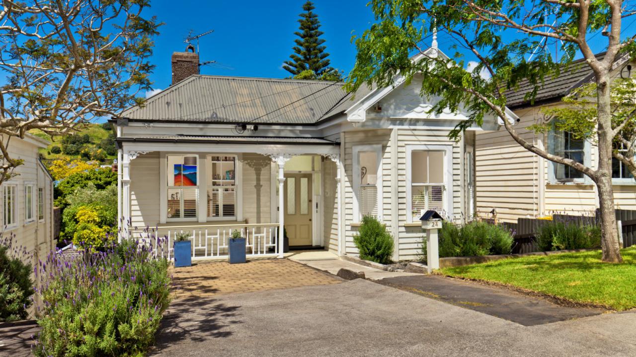 Residential Auction: 24 Roslyn Terrace, Devonport, North Shore | Bayleys