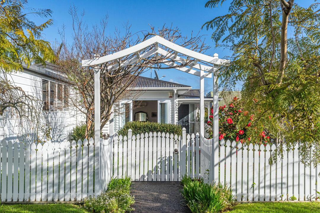 1 Fraser Road, Devonport