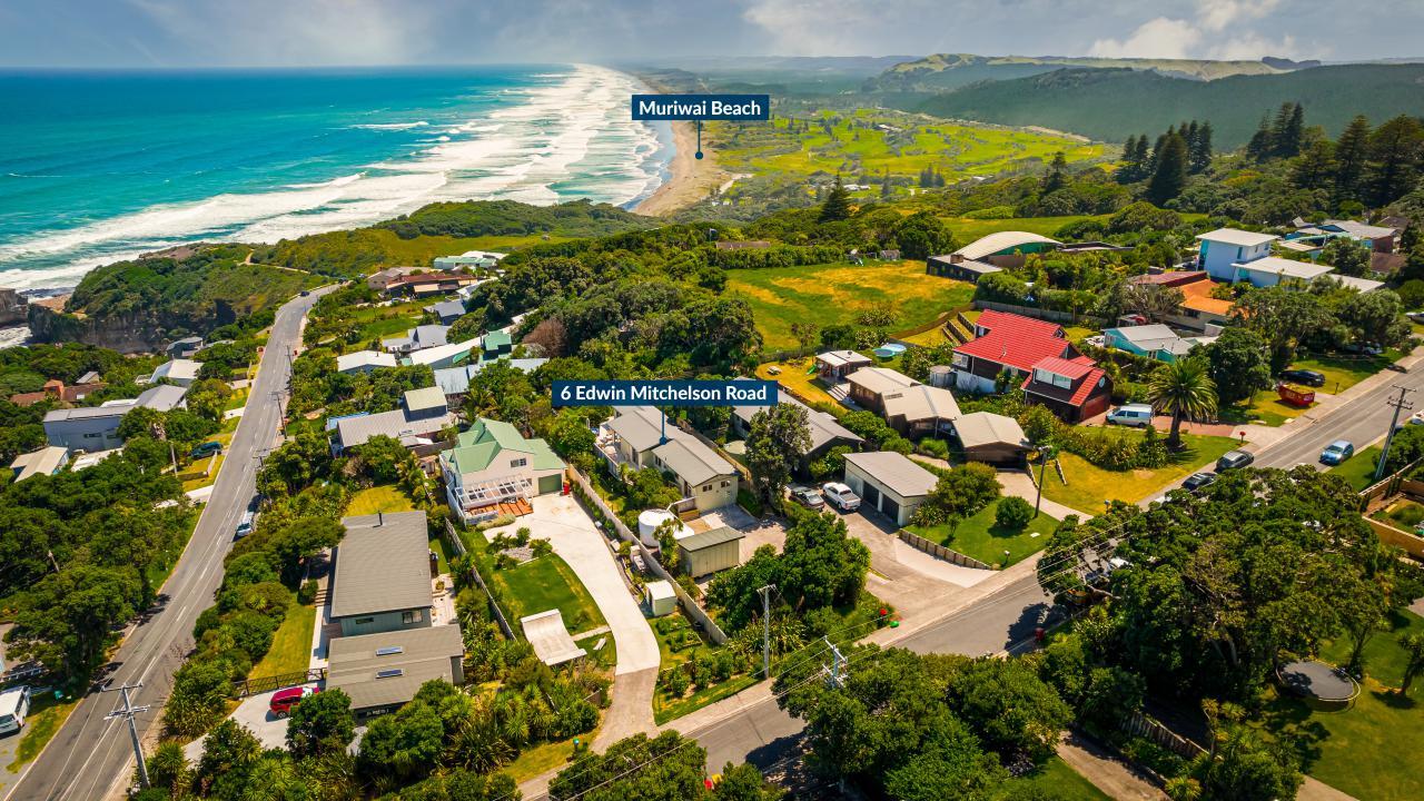 6 Edwin Mitchelson Road, Muriwai Beach