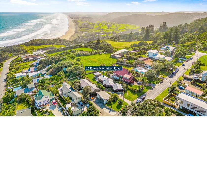 10 Edwin Mitchelson Road, Muriwai Beach