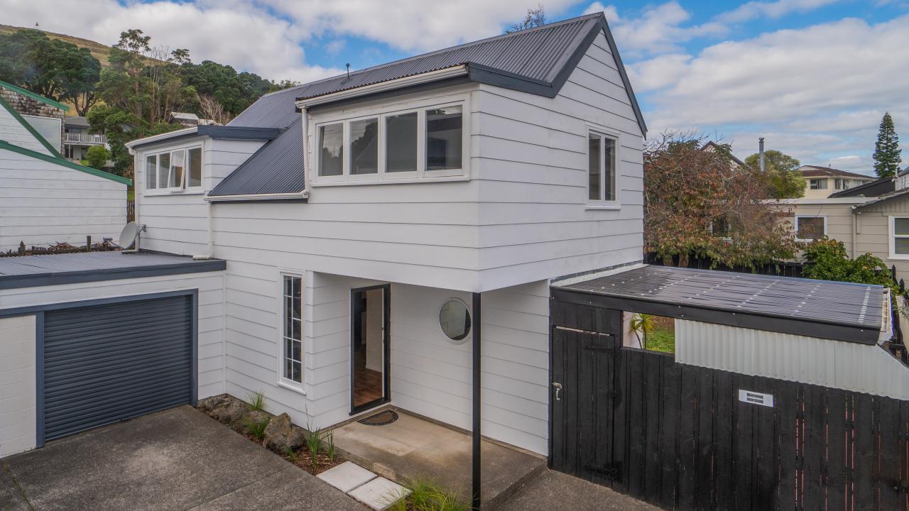 2/19 Ridgemount Rise, Mangere Bridge