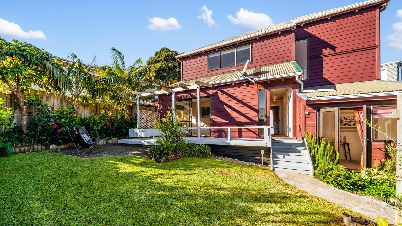 2/59 Athens Road, Onehunga