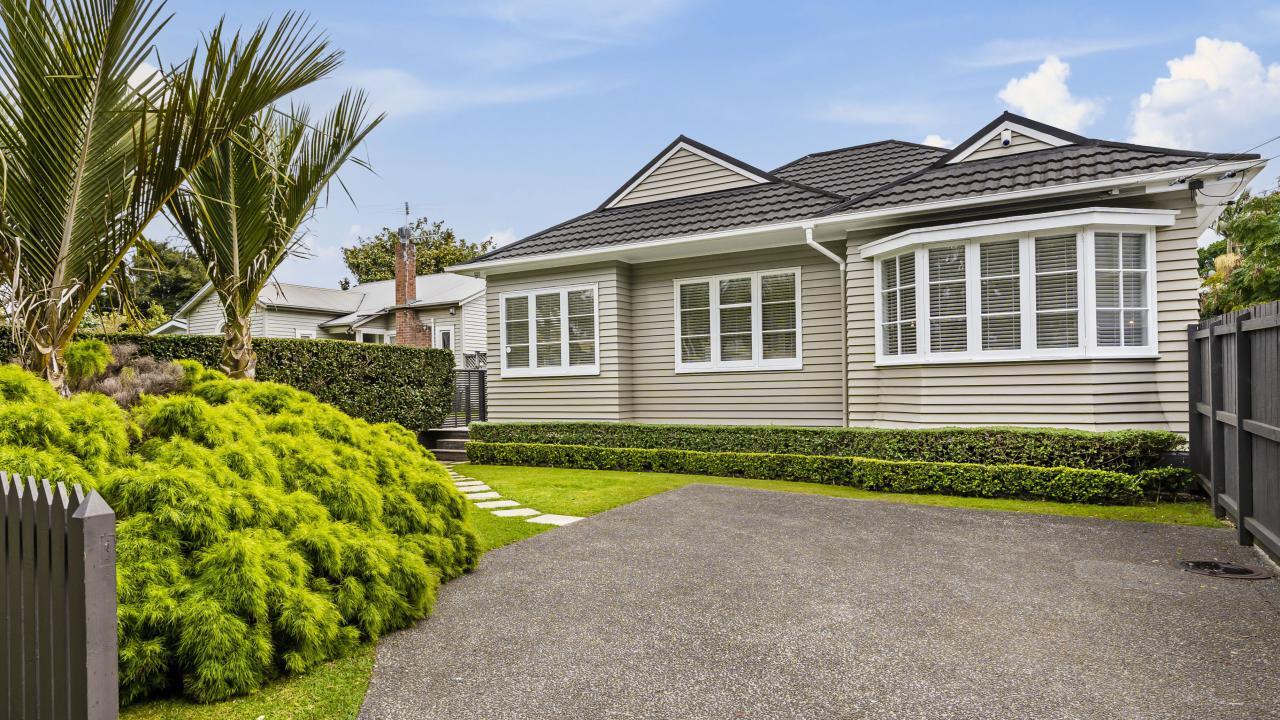 4 Irirangi Road, Greenlane