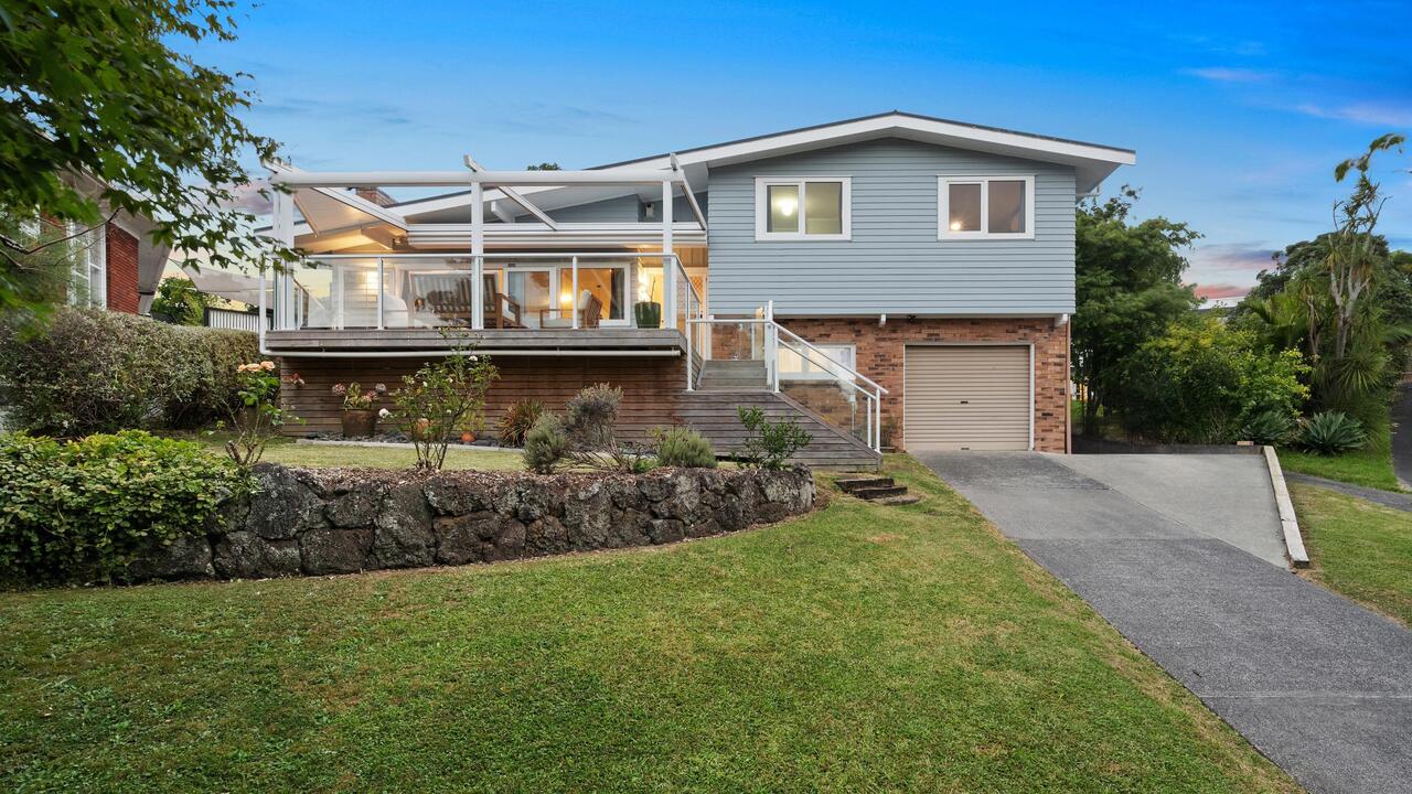 12 Gerwyn Place, Pakuranga Heights