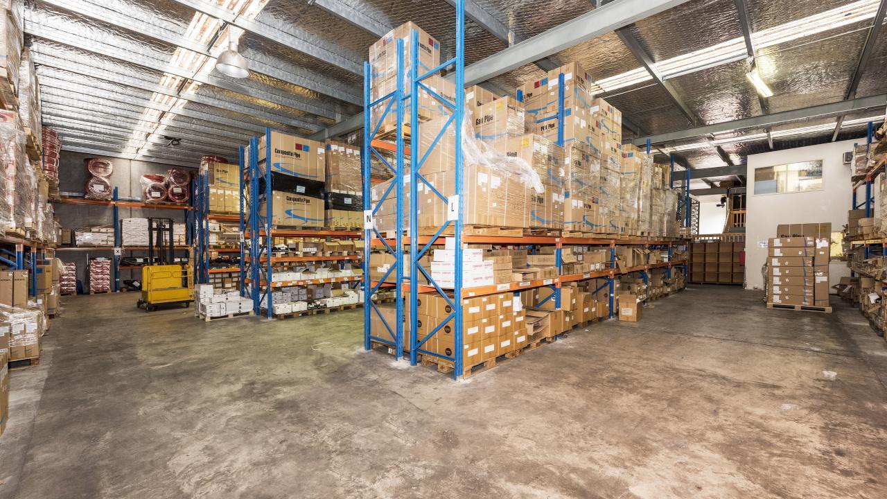 Affordable warehousing with minimal office - East Tamaki | Bayleys Real