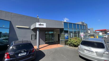 2/586 Great South Road, Manukau Central