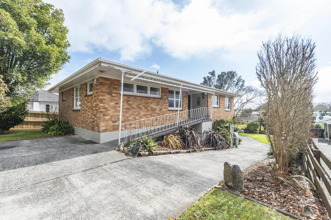 16 Trentham Road, Papakura