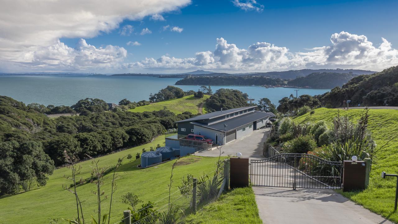 22 Rothschild Terrace, Te Whau