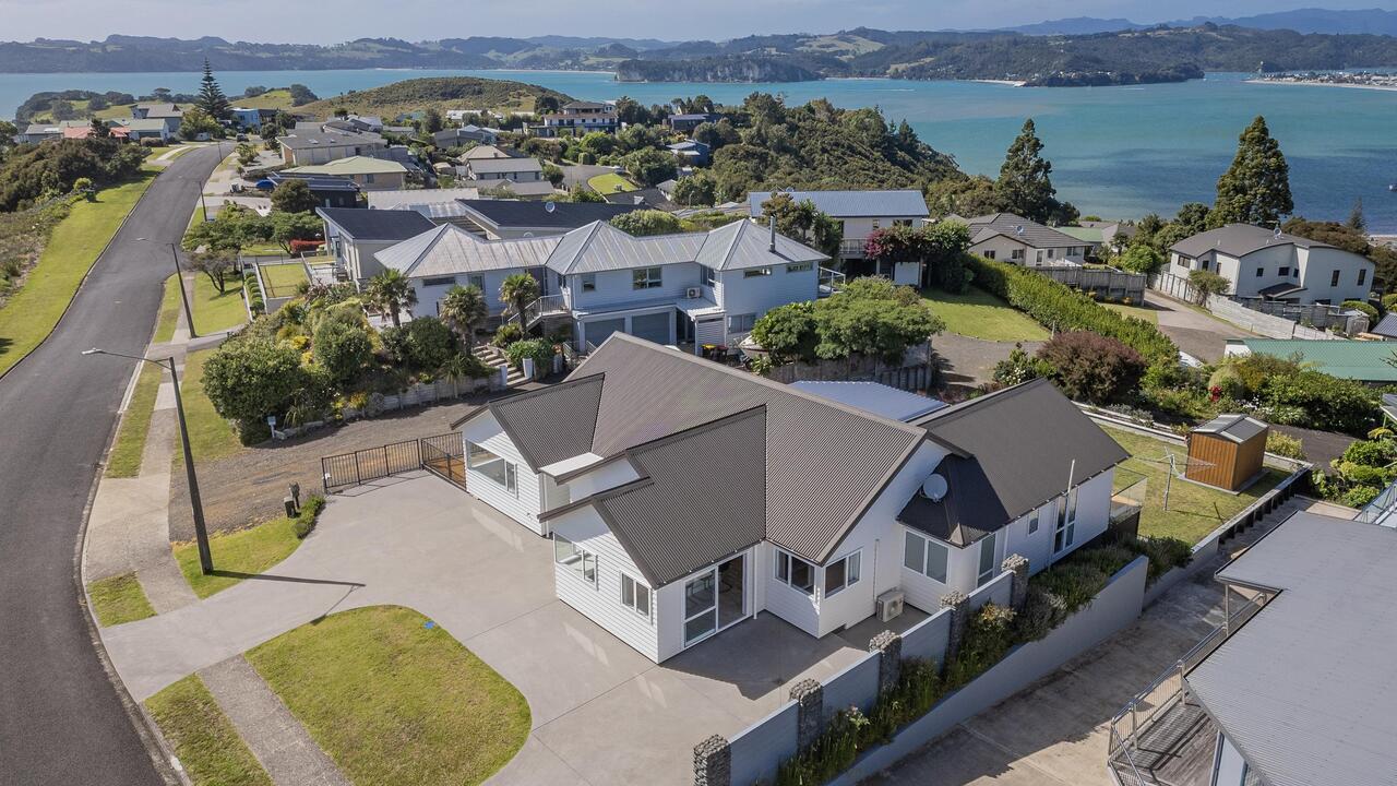 105 Centennial  Drive, Whitianga