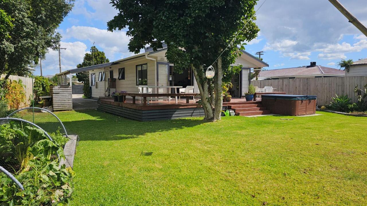 11 South Highway, Whitianga