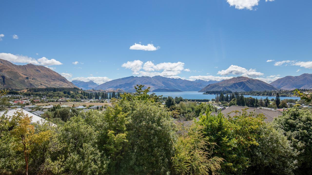 139 Stone Street, Wanaka