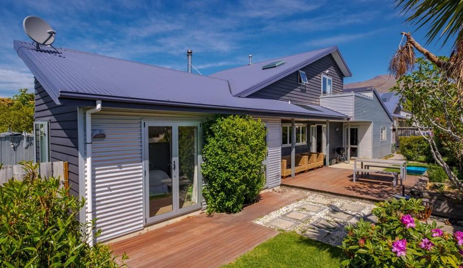 A family feeling - 1 Koru Way, Wanaka | Mat Andrews Real Estate Ltd