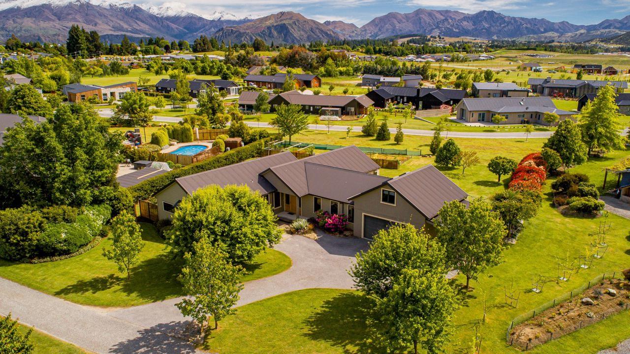 3 Ironview Lane, Wanaka