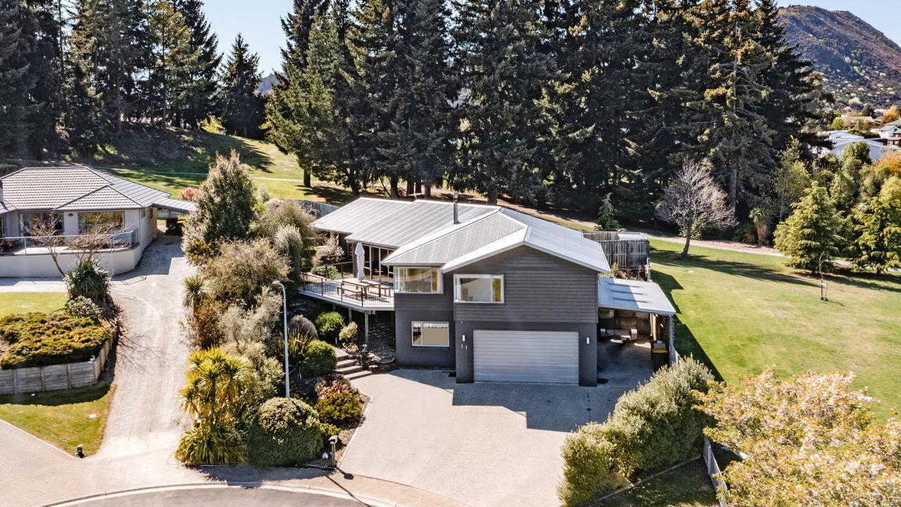 Calling all large and extended families 17 Trevathan Lane, Wanaka