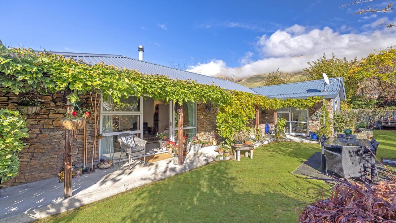 6 Mill End, Wanaka