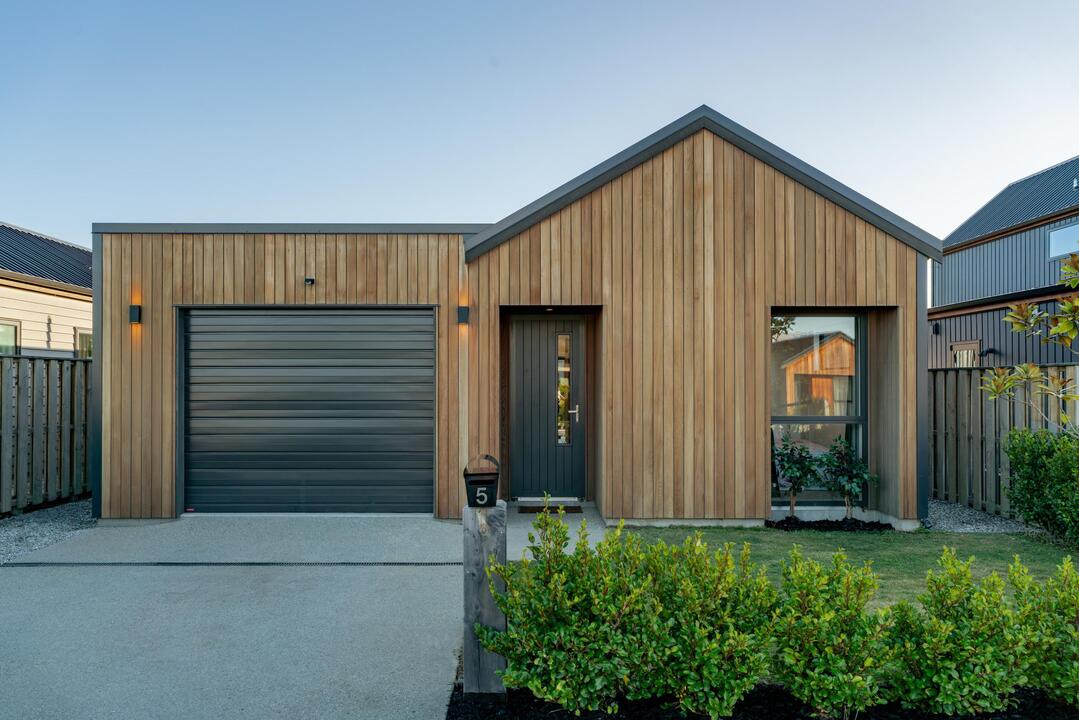 5 Matakanui Lane, Wanaka