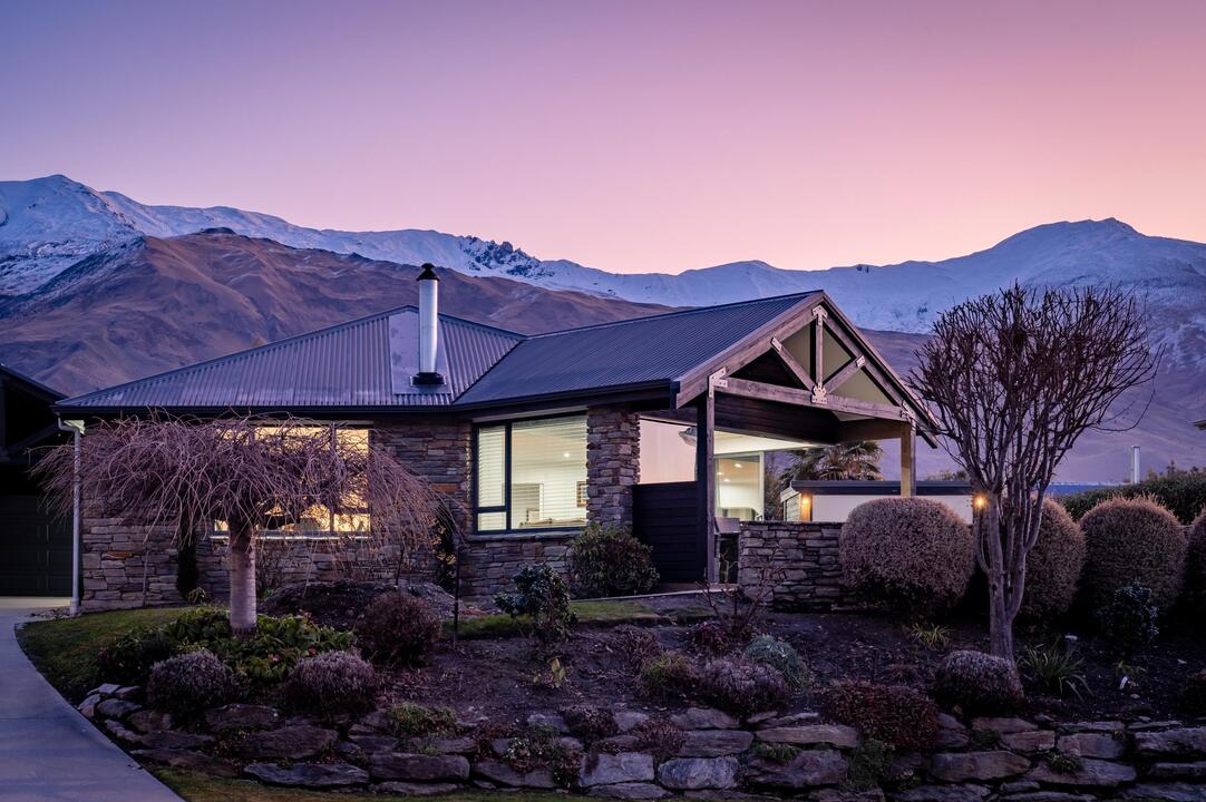 10 Hyland Street, Wanaka