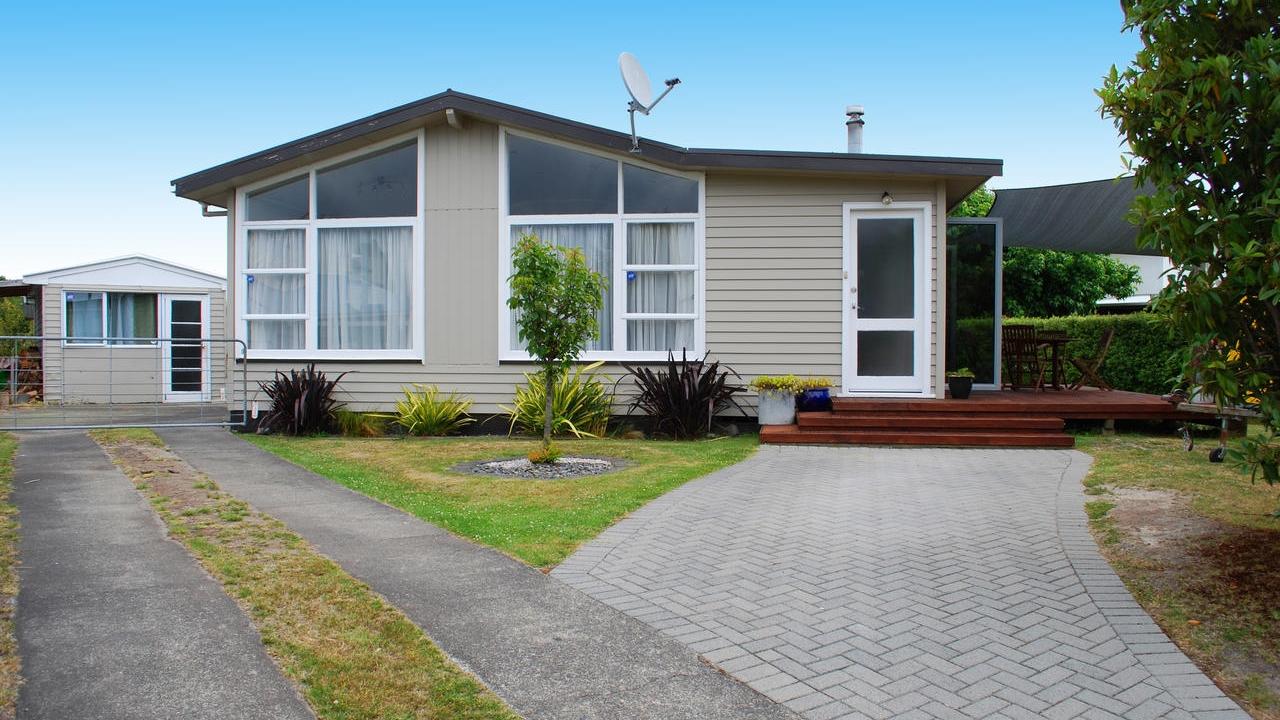 127 Taupo View Road, Hilltop