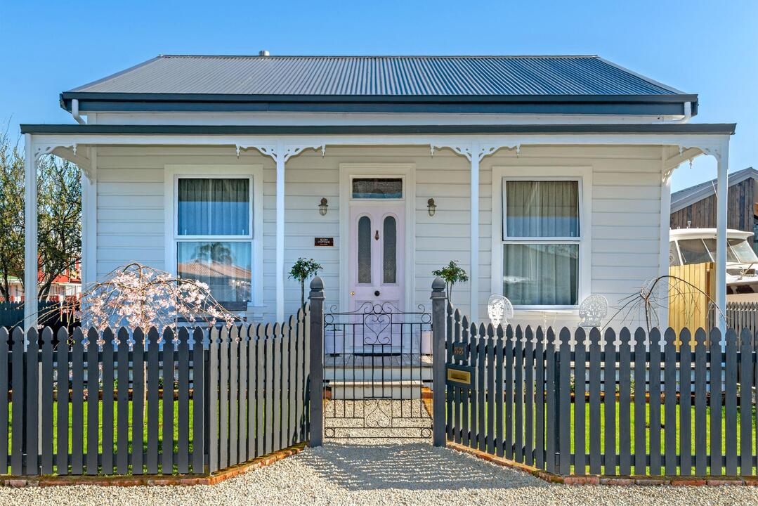 33 Disraeli Street, Gisborne Central