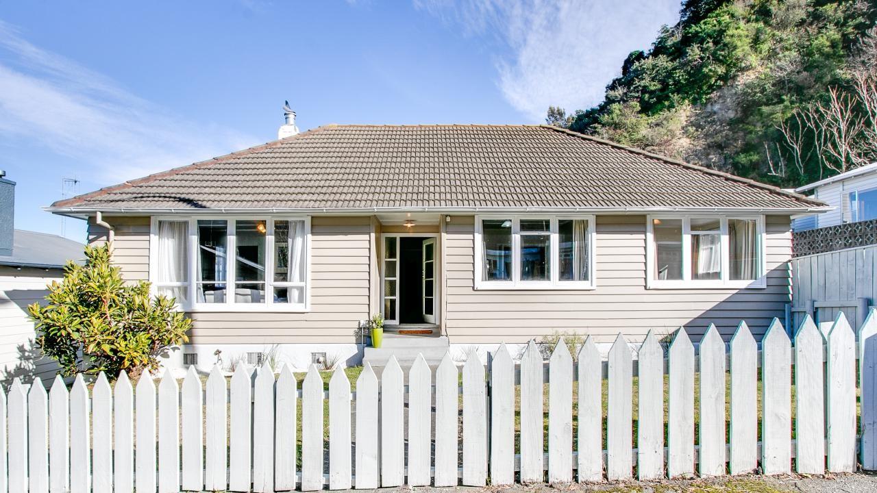 22a Chaucer Road South, Hospital Hill