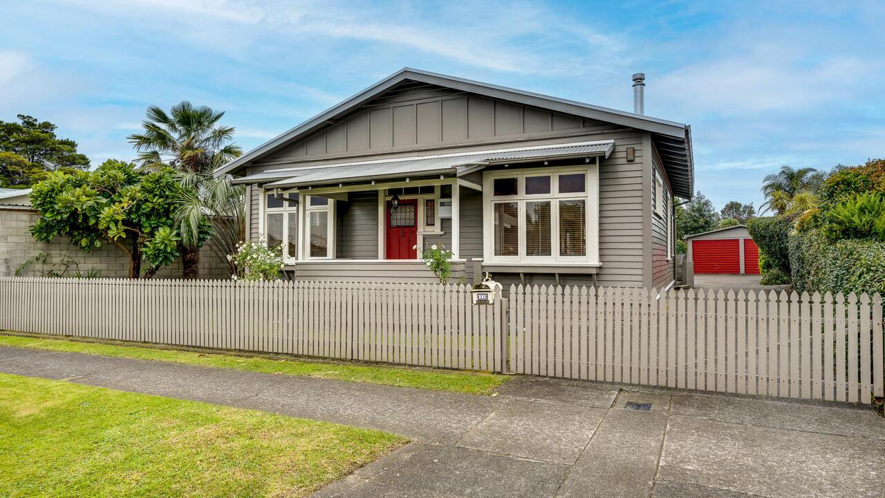 11 Vigor Brown Street, Napier South