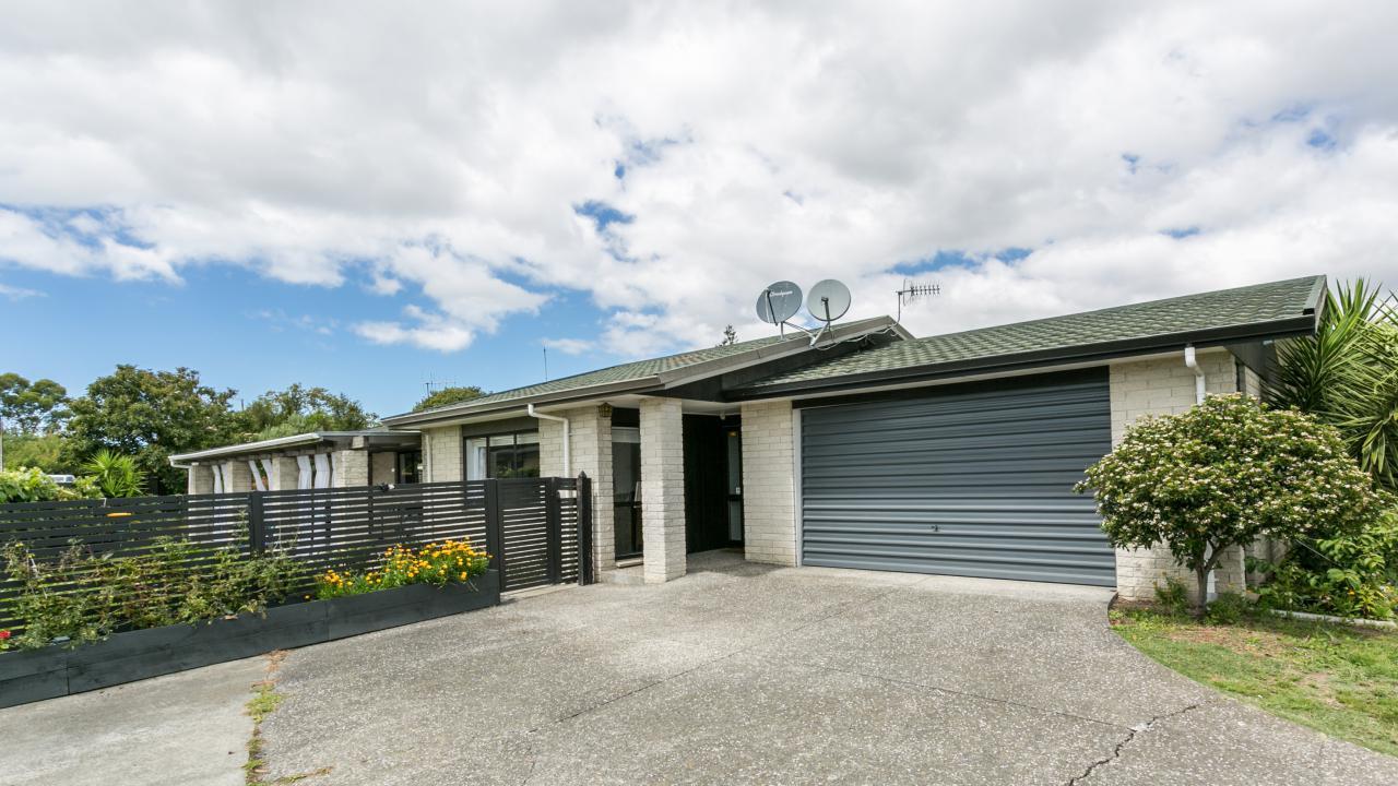 Family ready 1 Durham Drive, Havelock North Eastern Realty Limited