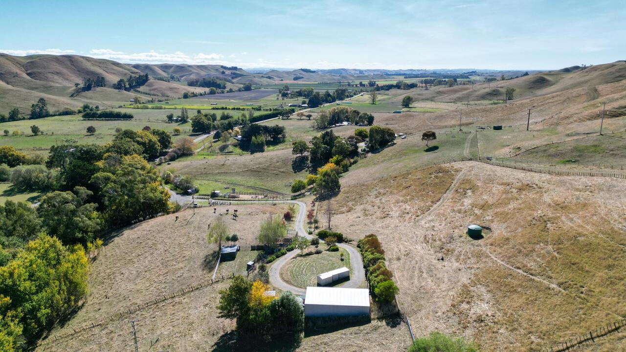 727 Valley Road, Raukawa