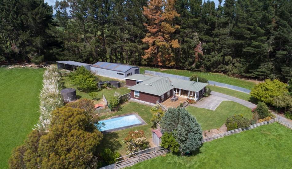 Picturesque countryside views 863 Wanganui Road, Marton agent