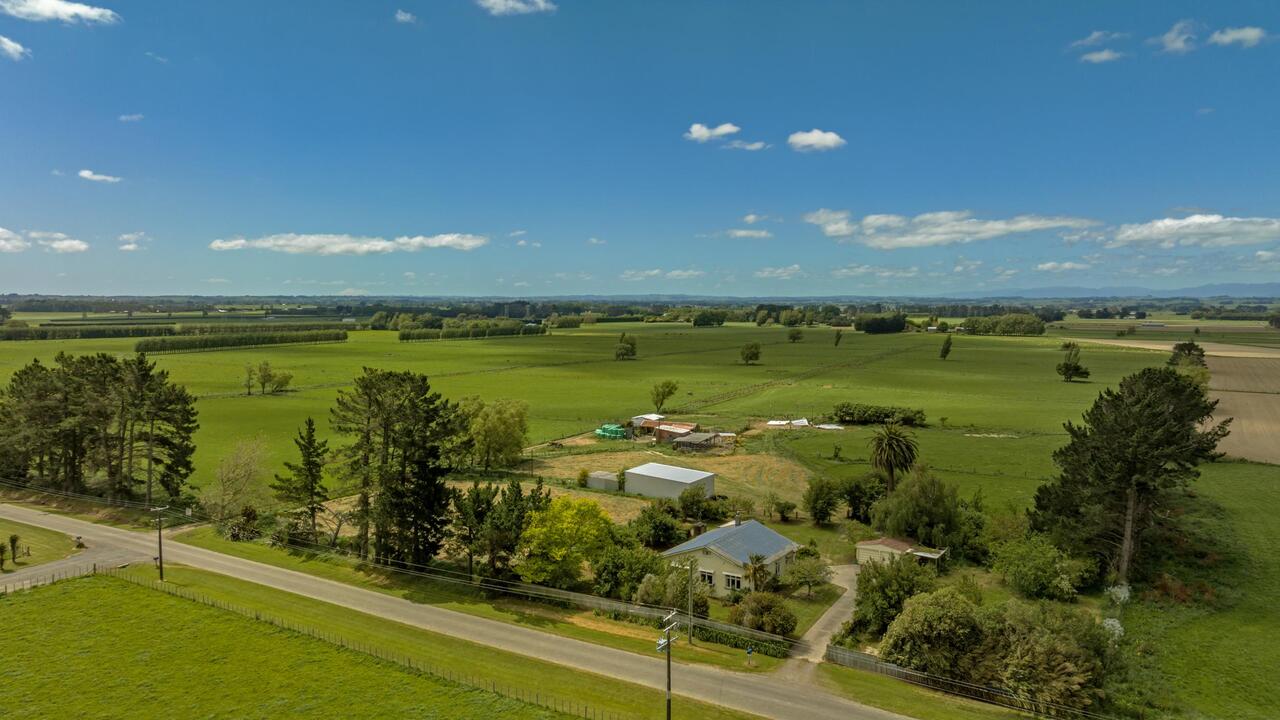 332 Setters Line, Bunnythorpe