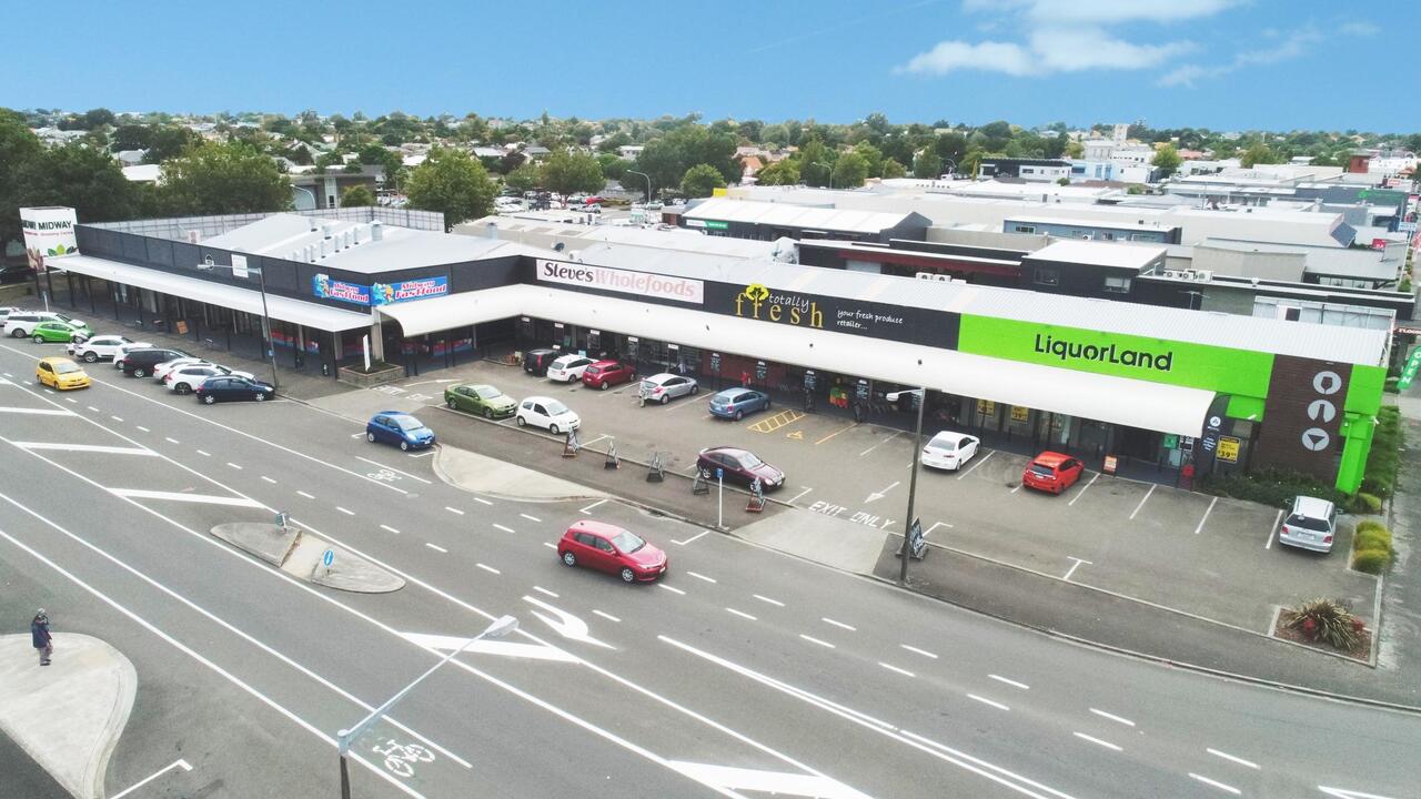 Midway Shopping Centre - Palmerston North - 93-105 Albert Street ...