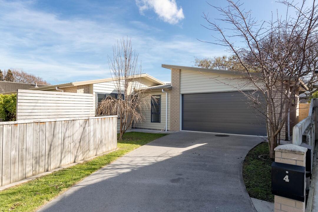 4 Yeats Grove, Trentham