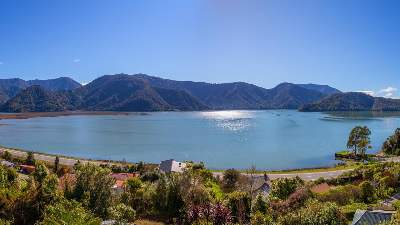 Market Adjustment - Stunning sea views - 15 Old Coach Road, Havelock | Be  Marlborough Ltd