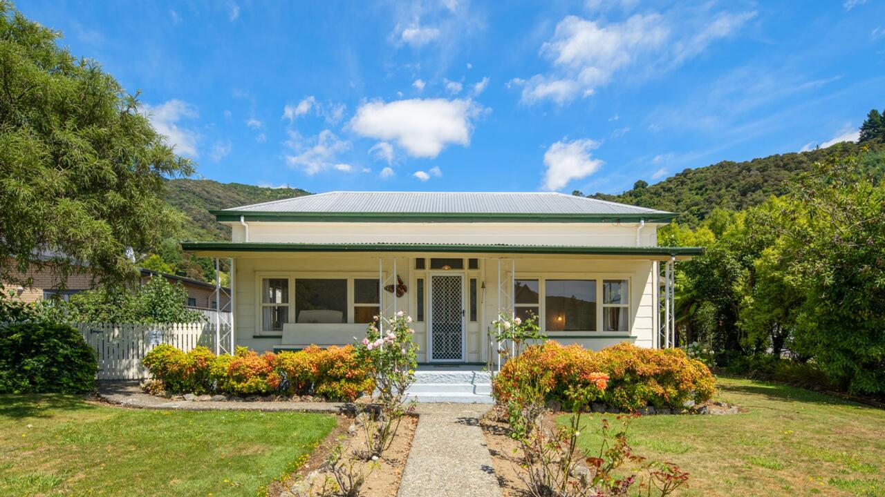 53 Main Road, Havelock