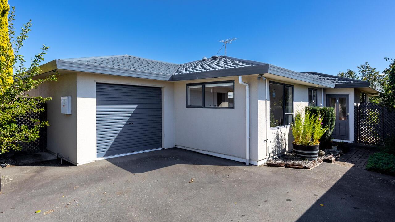 126A Cleghorn Street, Redwoodtown