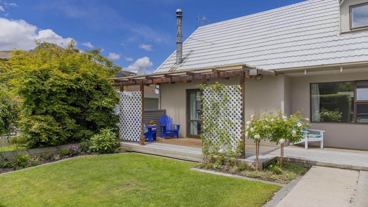 27 Hood Crescent, Arrowtown