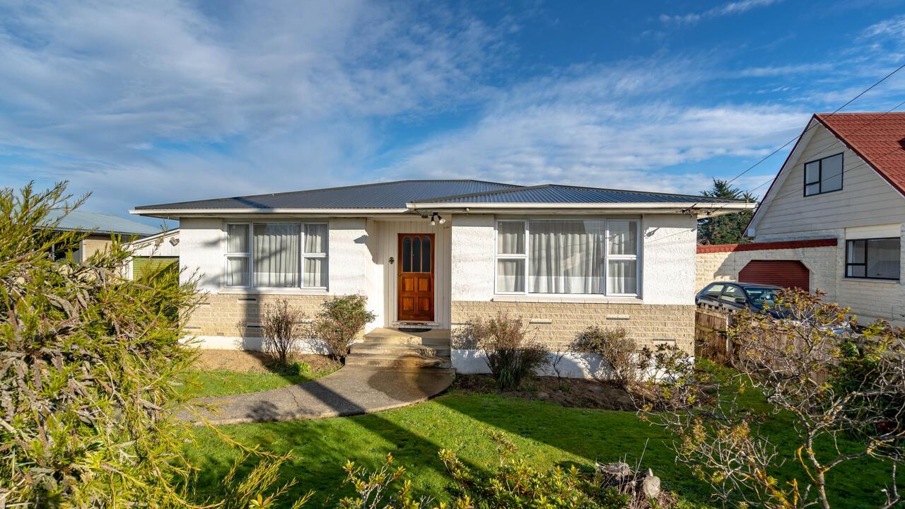 60 Carlyle Road, Mosgiel