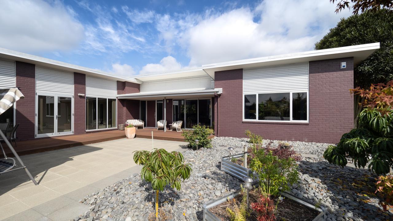 16 Country Place, Allenton