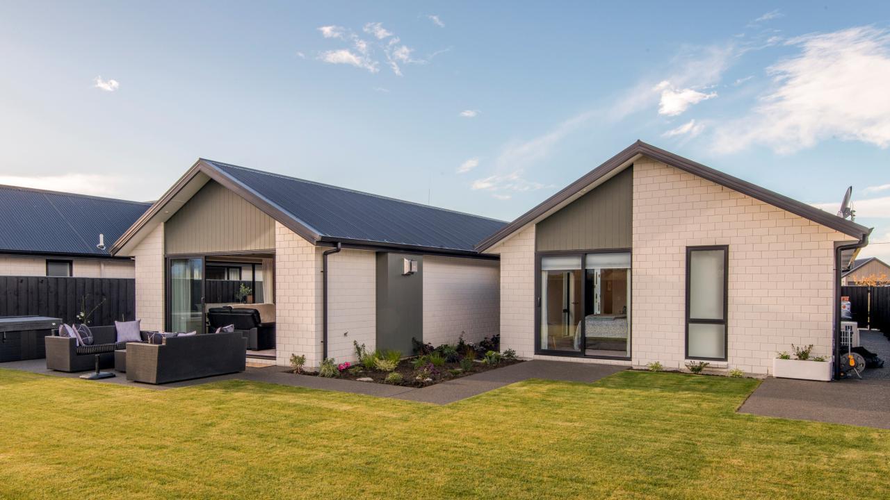 8 Angus Place, Rangiora