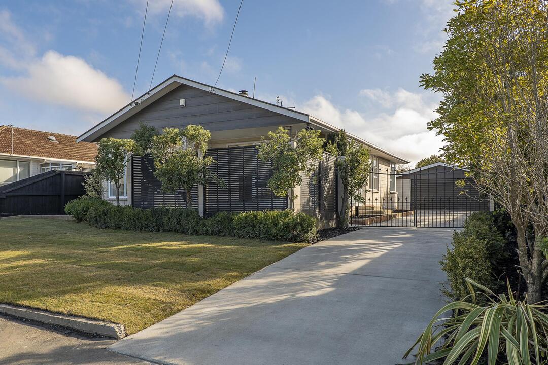 115 Bassett Street, Burwood