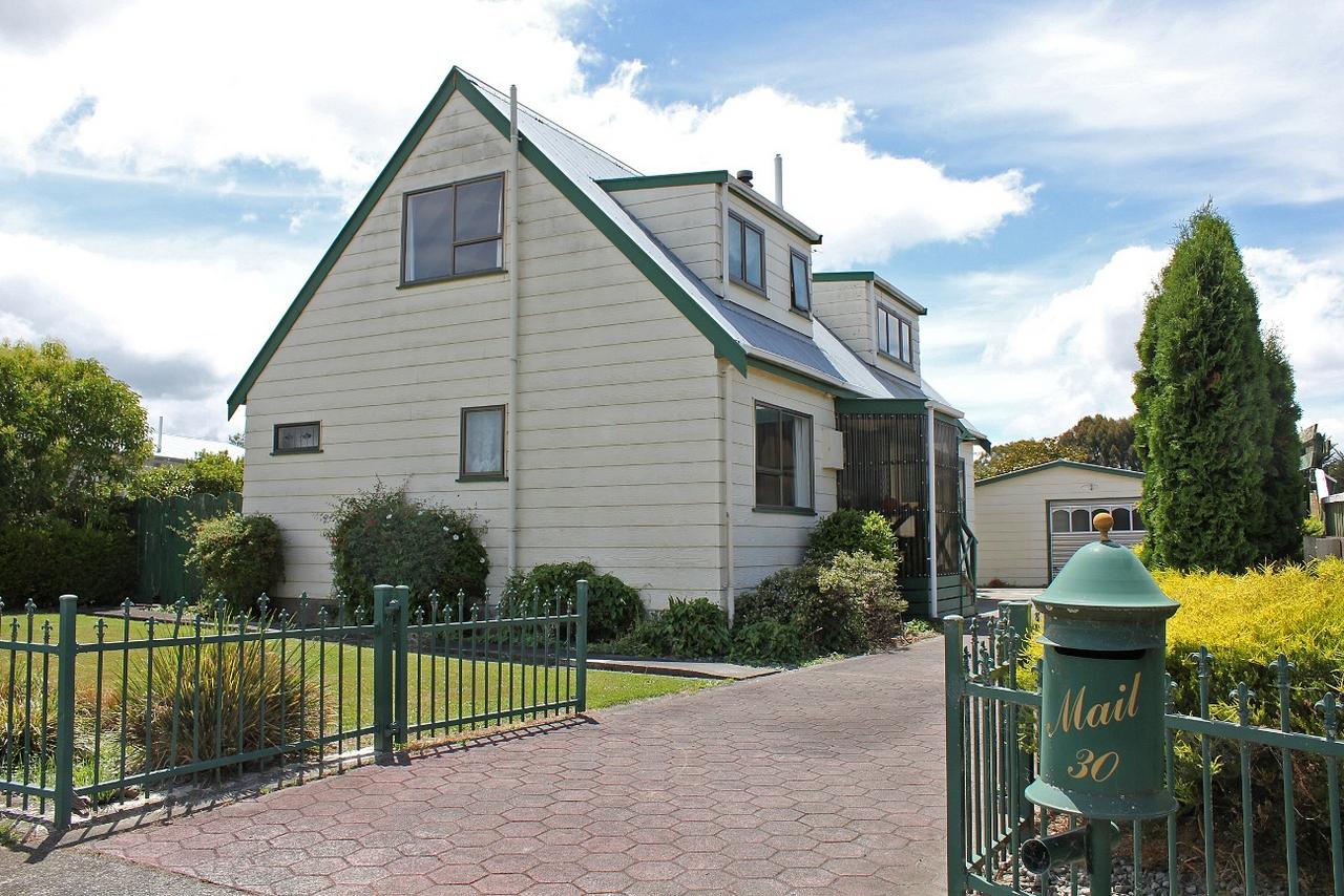 Residential Asking Price NZ238,000 Atkinson Street, Masterton