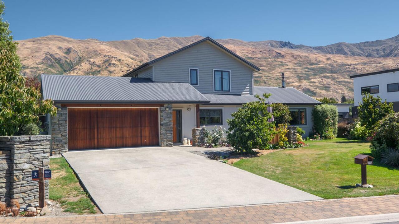 19 Stonebrook Drive, Wanaka