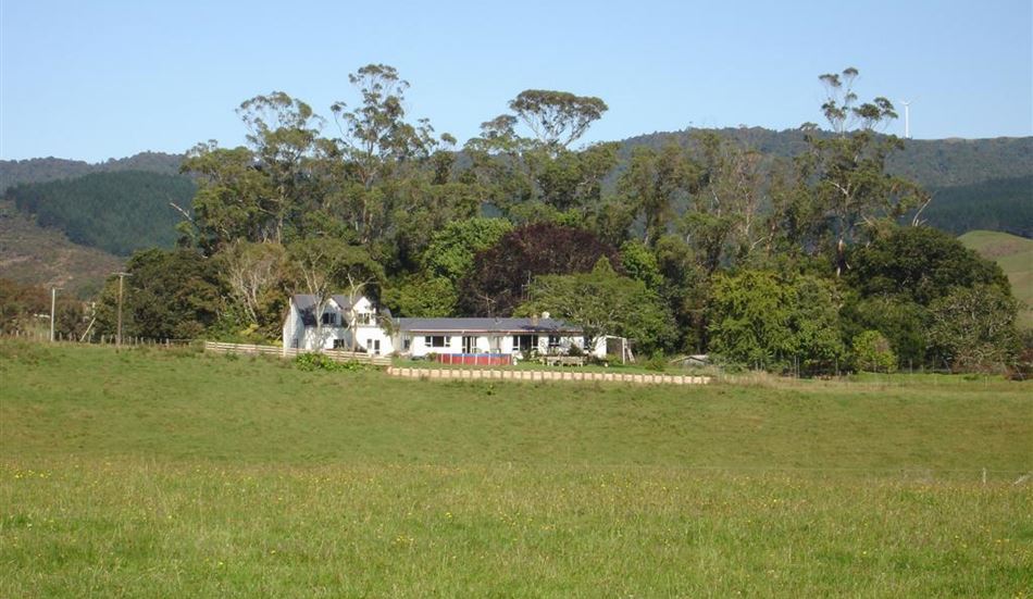 CENTAL WAIKATO 256 HECTARE DRYSTOCK FARM 741 Waitetuna Valley Road