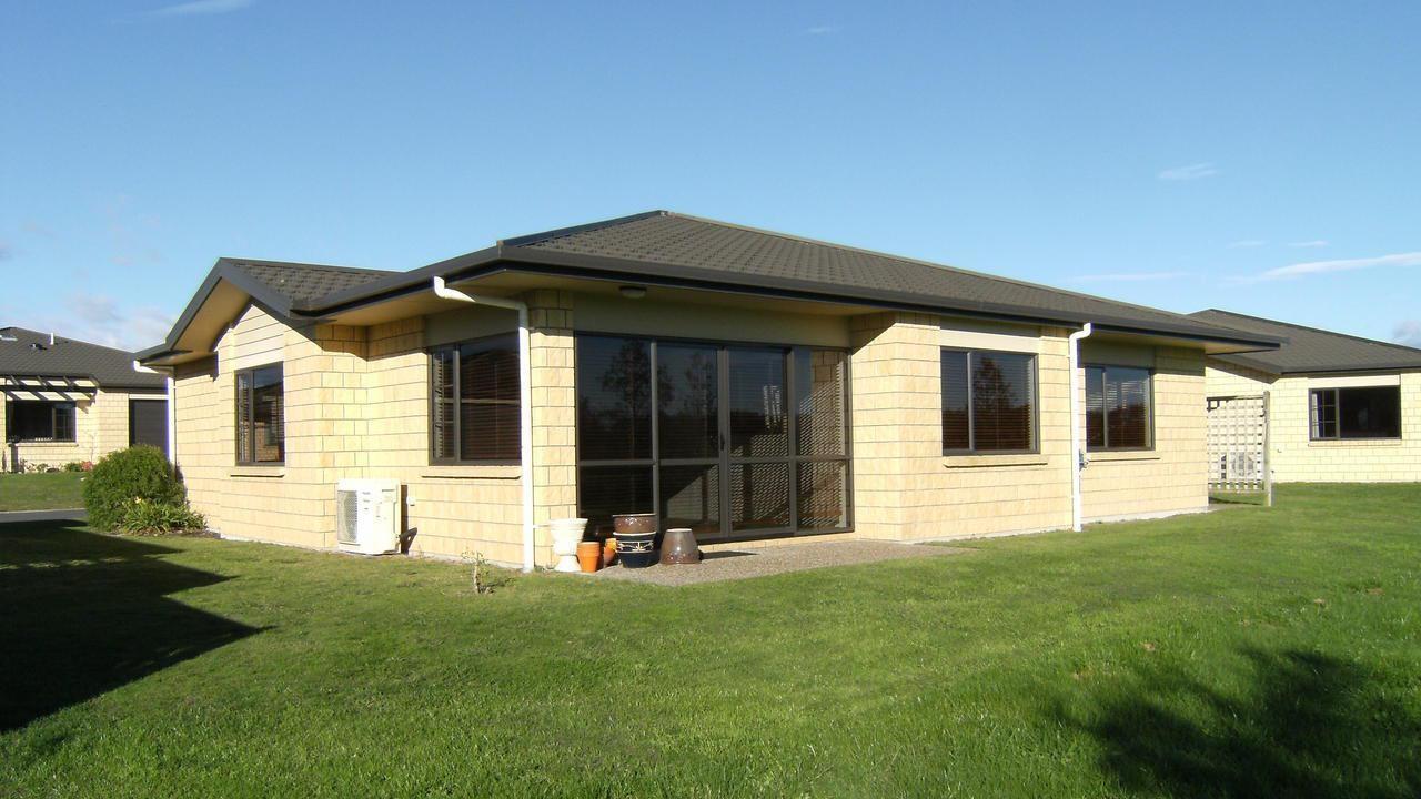 Parkside Lifestyle Villa - 5911 Manuka Street, Matamata ...